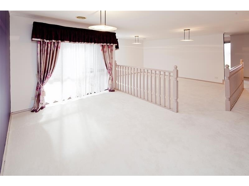 47 Hinrichsen  Drive, Hallam VIC 3803