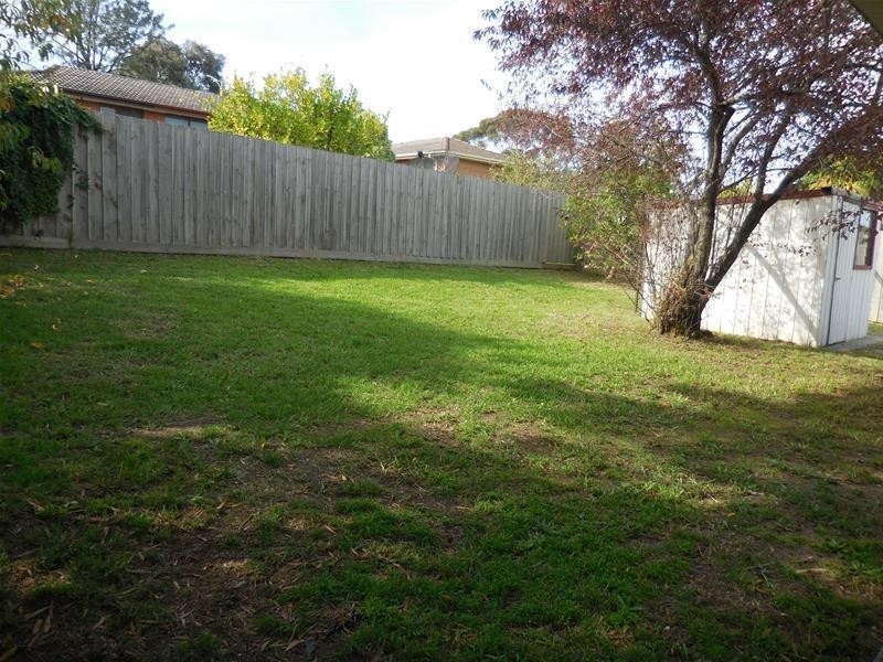 47 Charles Green Avenue, Endeavour Hills VIC 3802