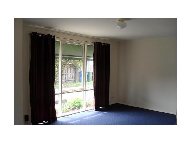 2/67 Hammond Road, Dandenong VIC 3175