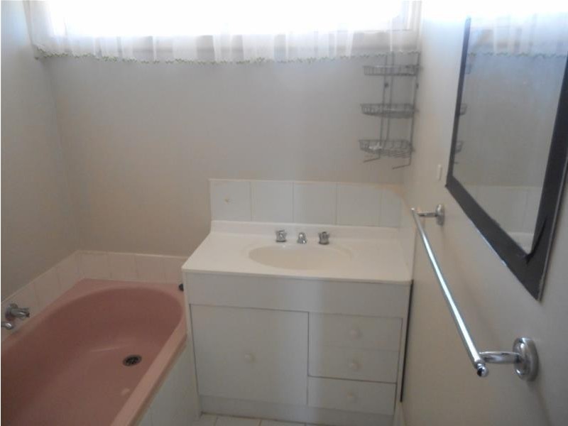 1/4 McKay Court, Dandenong VIC 3175