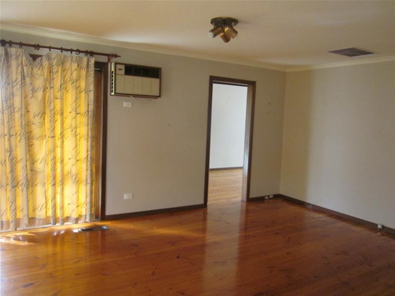 31 Thomas Mitchell Drive, Endeavour Hills VIC 3802