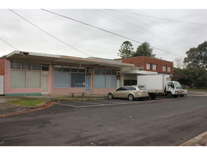 15 Nicole Avenue, Dandenong VIC 3175