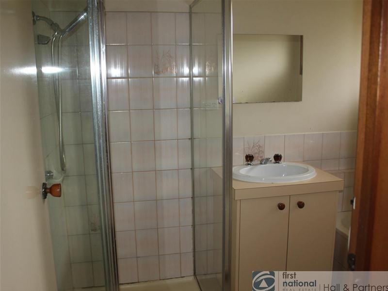 322 James Cook Drive, Endeavour Hills VIC 3802