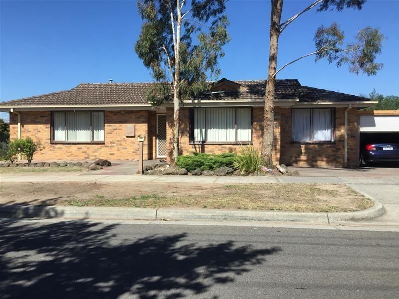 114 First Avenue, Dandenong North VIC 3175