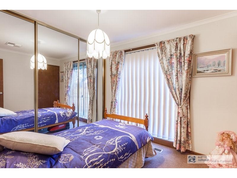 1/25 McKeon Circuit, Dandenong North VIC 3175