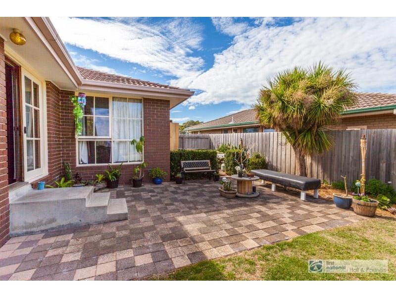 4 Searle Court, Dandenong North VIC 3175