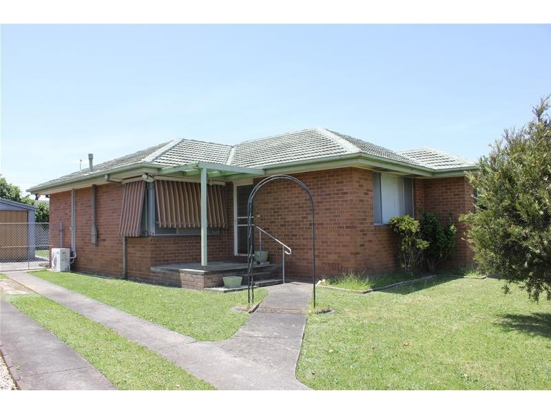 1 Gladesville Court, Dandenong North VIC 3175