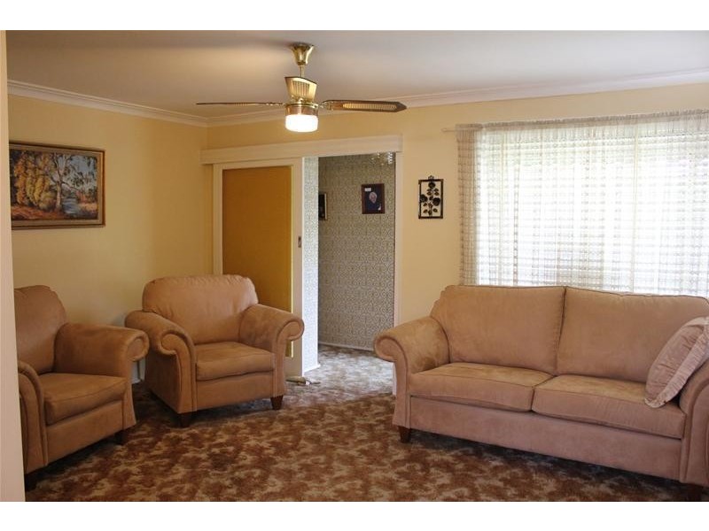 1 Gladesville Court, Dandenong North VIC 3175