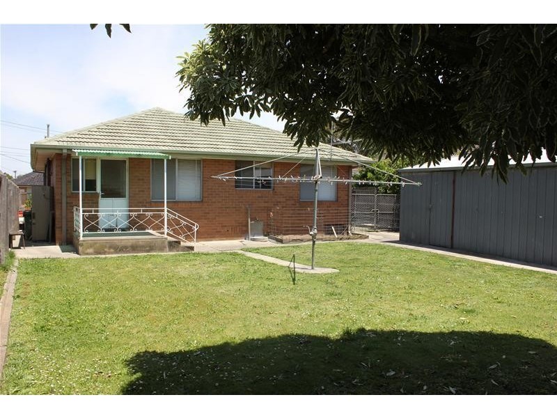 1 Gladesville Court, Dandenong North VIC 3175