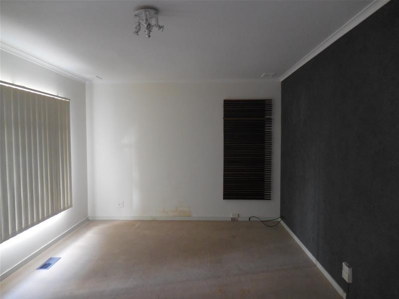 3 Ti Tree Drive, Doveton VIC 3177