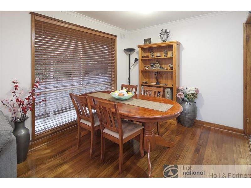 5 Delacombe Drive, Hampton Park VIC 3976