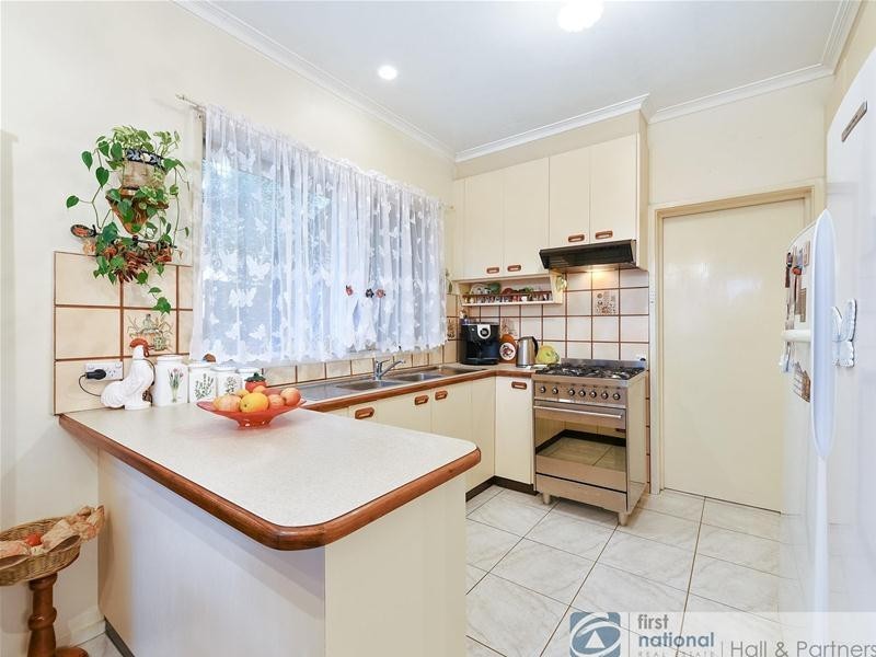 15 McWilliam Street, Springvale VIC 3171