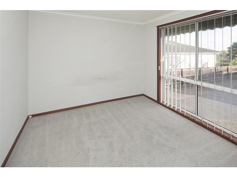 2/64 Arthur Phillip Drive, Endeavour Hills VIC 3802