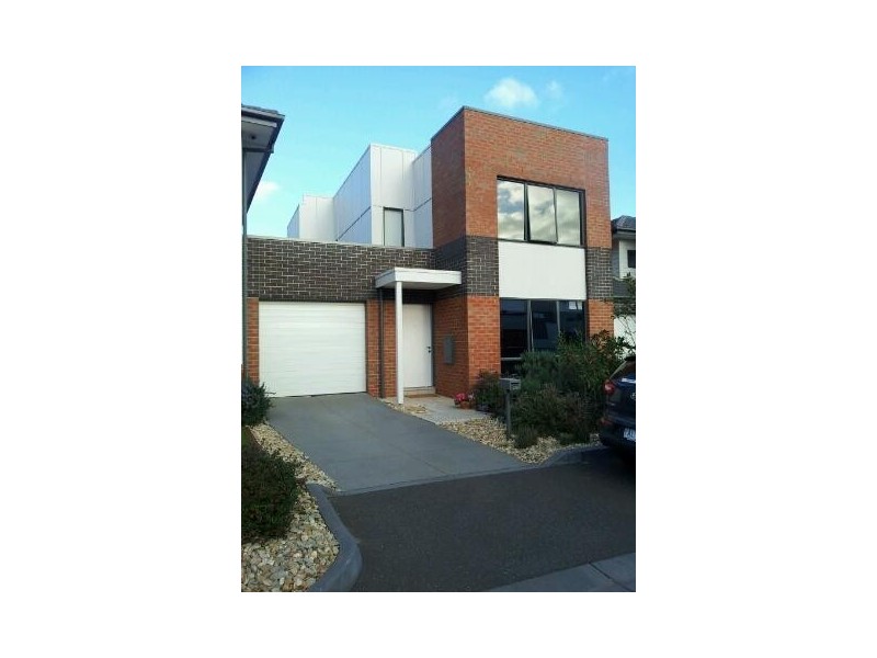 67 Waverley Park Drive, Mulgrave VIC 3170