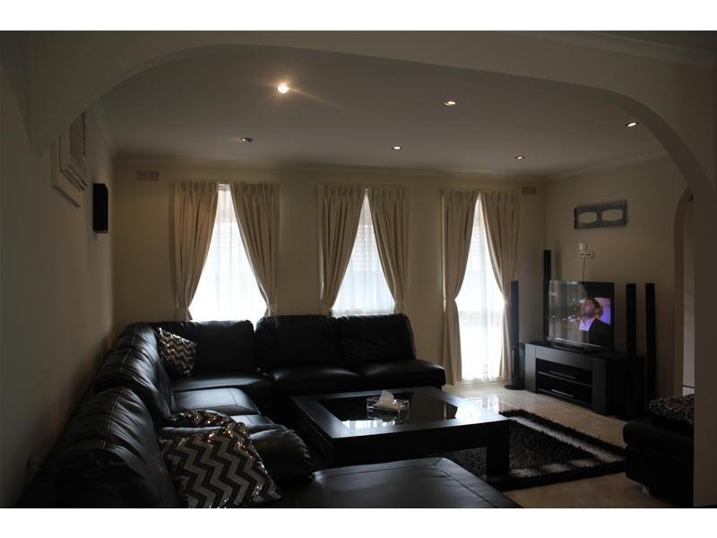 4 Cavendish Court, Endeavour Hills VIC 3802