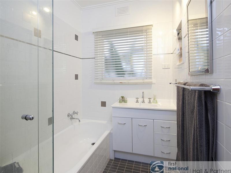 31 Barbara Avenue, Dandenong North VIC 3175