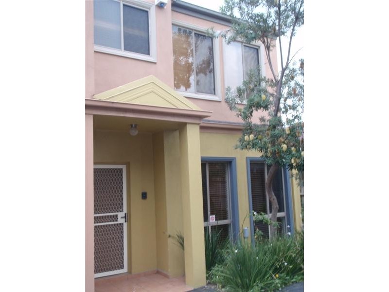 6/32 Stud Road, Dandenong VIC 3175