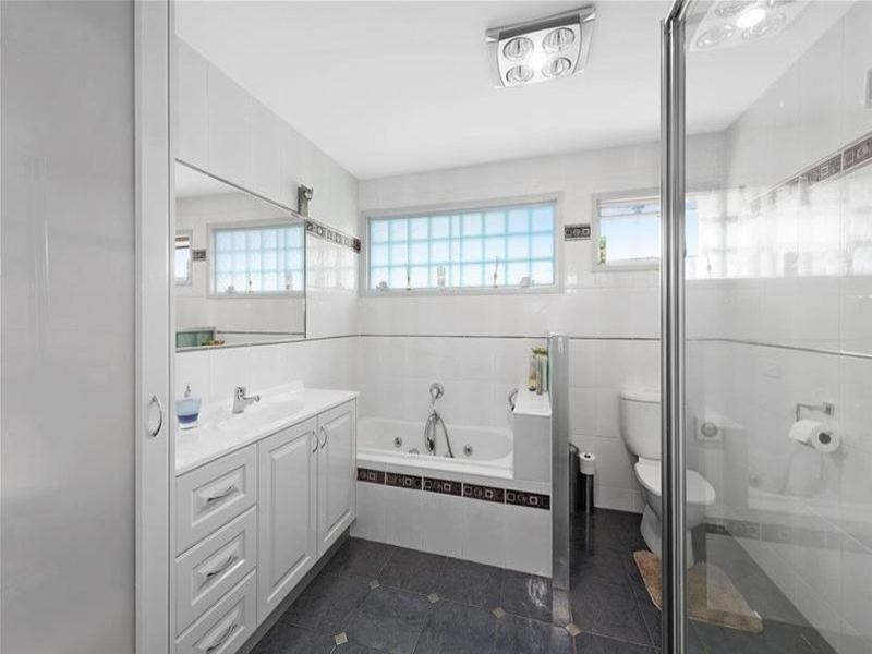 98 Hansworth Street, Mulgrave VIC 3170