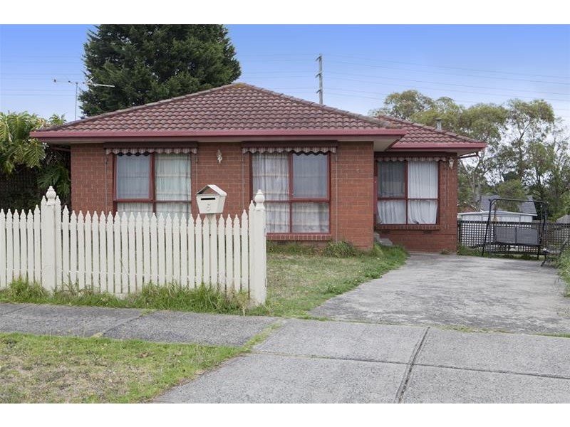 5 Leigh Court, Doveton VIC 3177