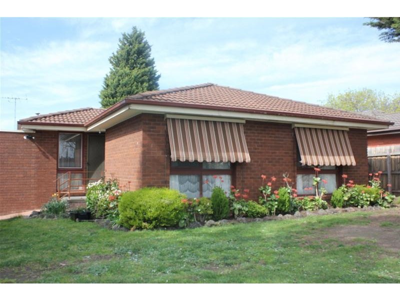 62 John Fawkner Drive, Endeavour Hills VIC 3802