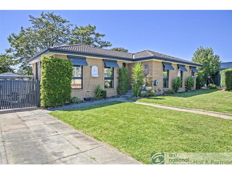 2 Elmore Court, Endeavour Hills VIC 3802