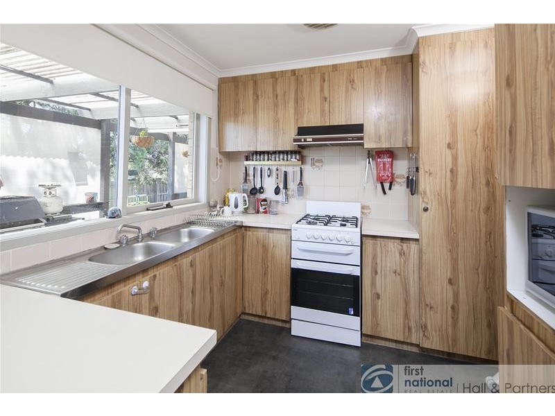 2 Elmore Court, Endeavour Hills VIC 3802