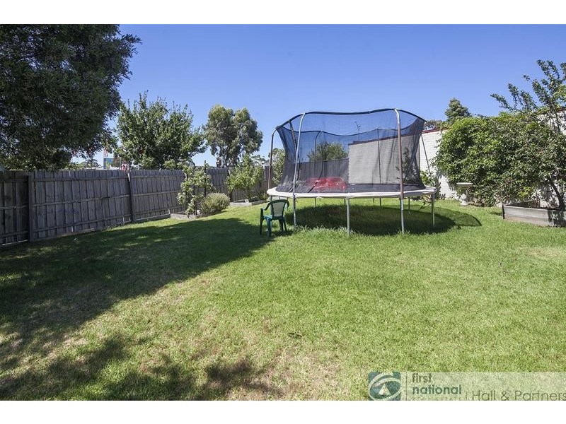 2 Elmore Court, Endeavour Hills VIC 3802