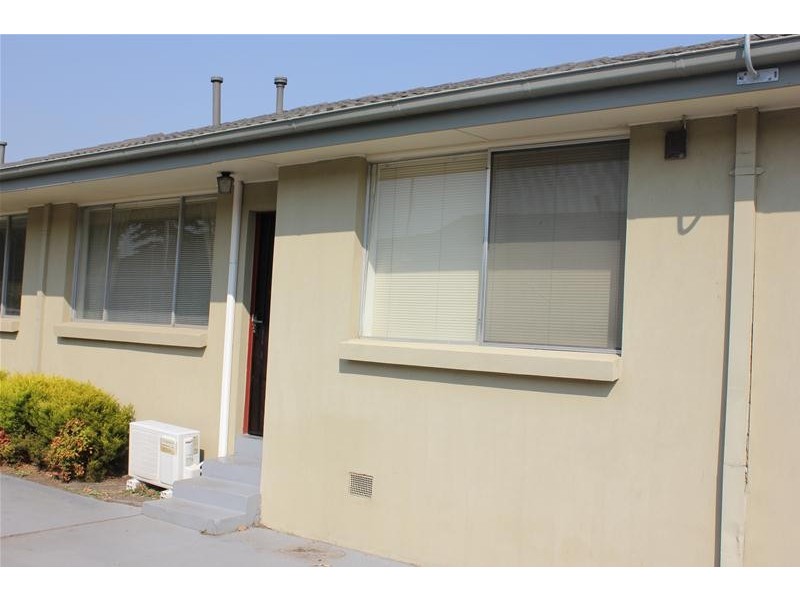 3/15 Wilma Avenue, Dandenong North VIC 3175