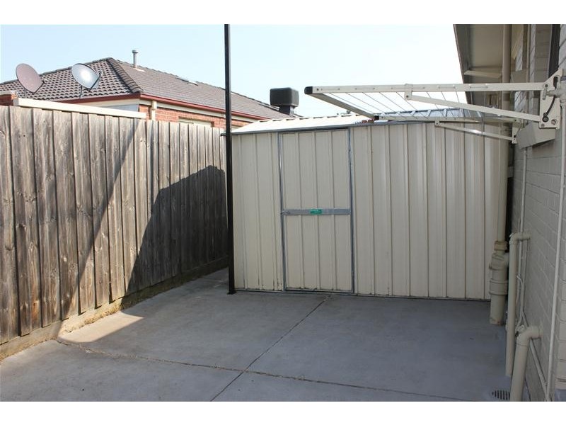 3/15 Wilma Avenue, Dandenong North VIC 3175