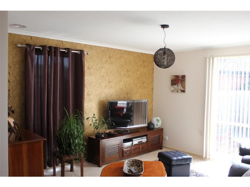 2/3 Louise Court, Hallam VIC 3803