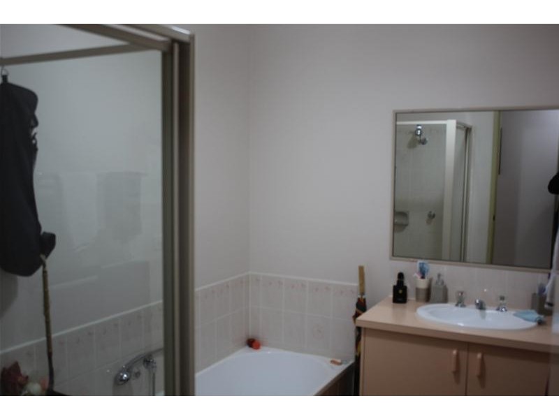 2/3 Louise Court, Hallam VIC 3803