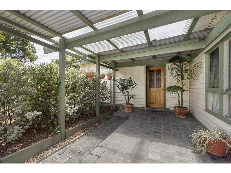 5 Hillside Avenue, Dandenong North VIC 3175
