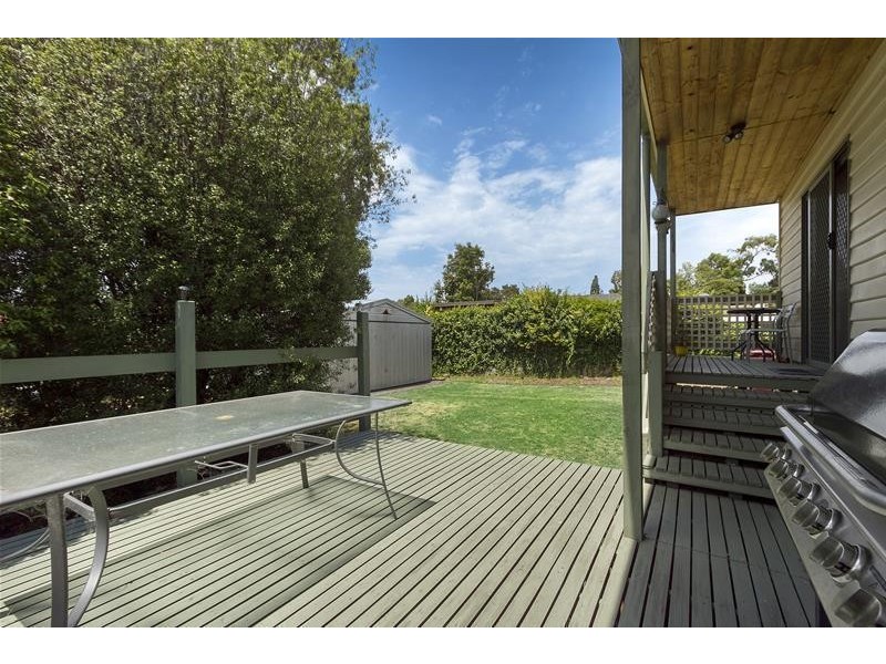 5 Hillside Avenue, Dandenong North VIC 3175