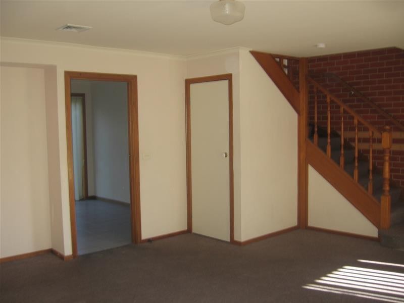 21/8-10 Belgrave Hallam Road, Hallam VIC 3803