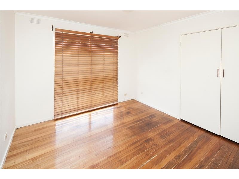 33 Lotus Crescent, Mulgrave VIC 3170