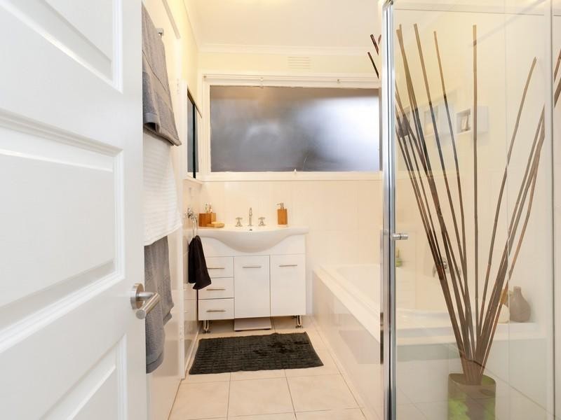 30 Bertrand Avenue, Mulgrave VIC 3170