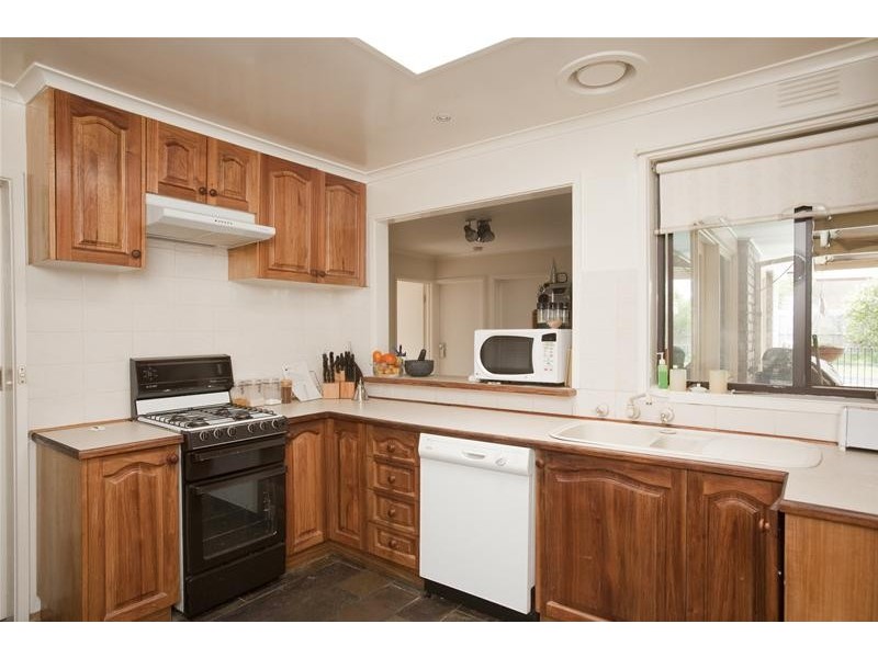 48 Huxley Avenue, Mulgrave VIC 3170