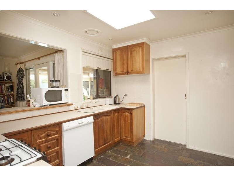 48 Huxley Avenue, Mulgrave VIC 3170