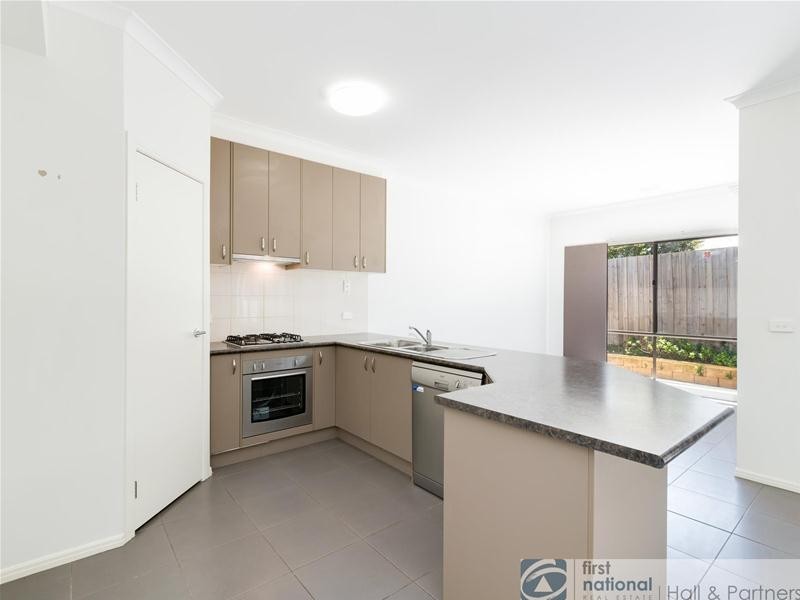 4/2-4 Jolly Street, Dandenong VIC 3175