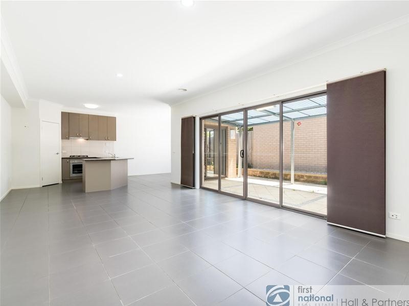 4/2-4 Jolly Street, Dandenong VIC 3175