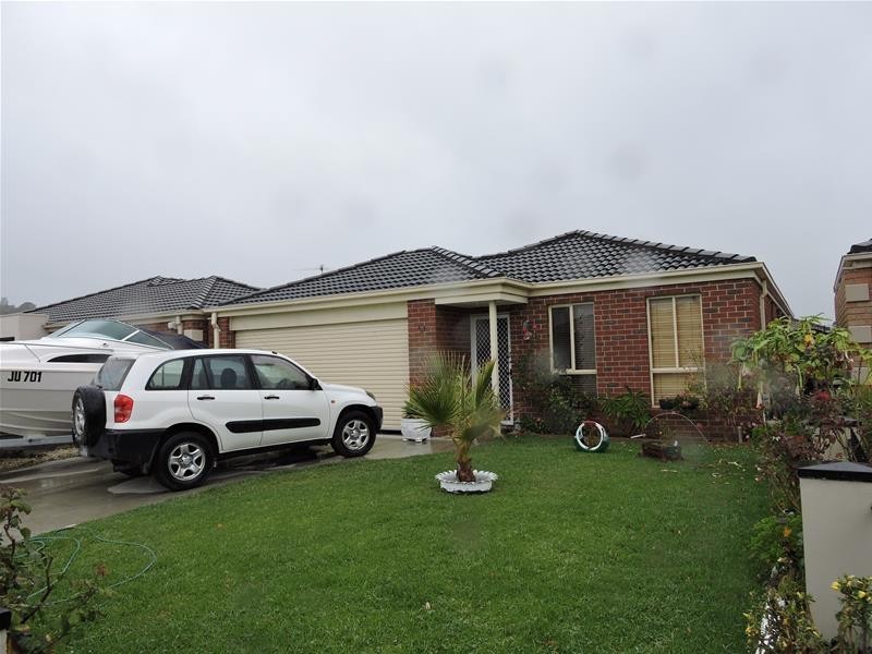 17 Elderberry Way, Pakenham VIC 3810