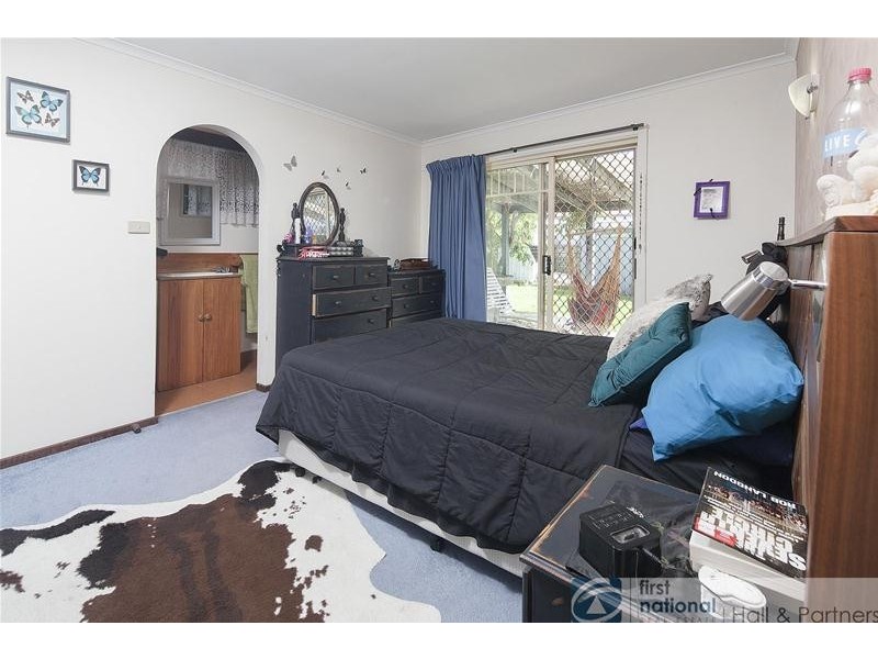 21 Dearing Avenue, Cranbourne VIC 3977