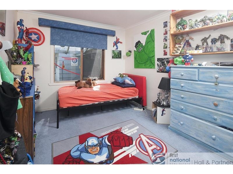 21 Dearing Avenue, Cranbourne VIC 3977