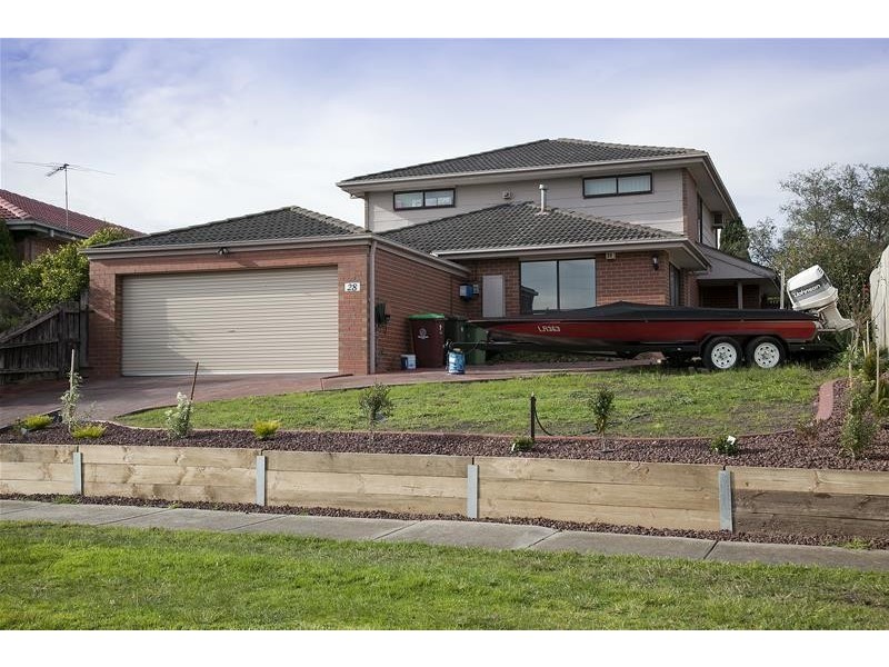 28 Springfield Drive, Narre Warren VIC 3805