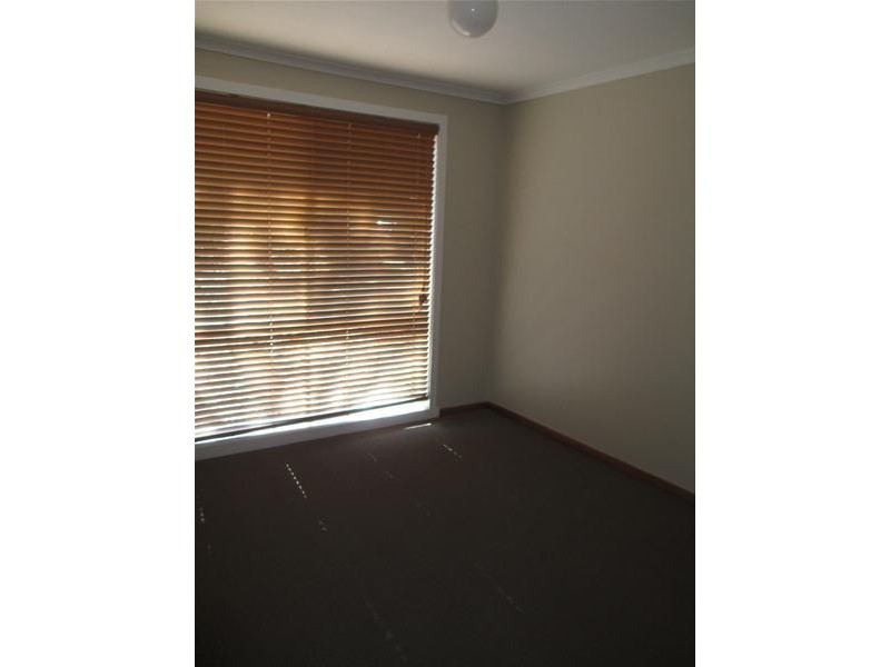 11 Bowen Court, Berwick VIC 3806