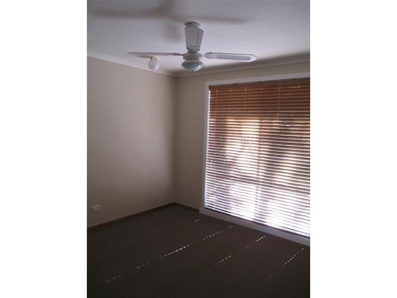 11 Bowen Court, Berwick VIC 3806