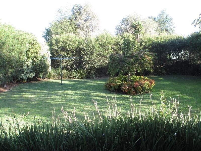 11 Bowen Court, Berwick VIC 3806