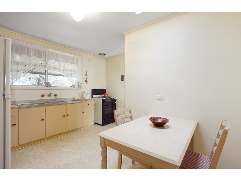 6 Clifton Court, Mulgrave VIC 3170