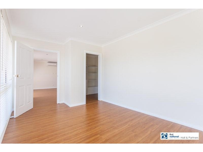 1/3 Shalimar Crescent, Dandenong North VIC 3175