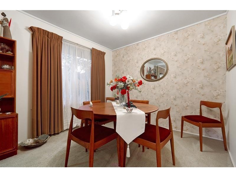 1 Walnut  Court, Mulgrave VIC 3170